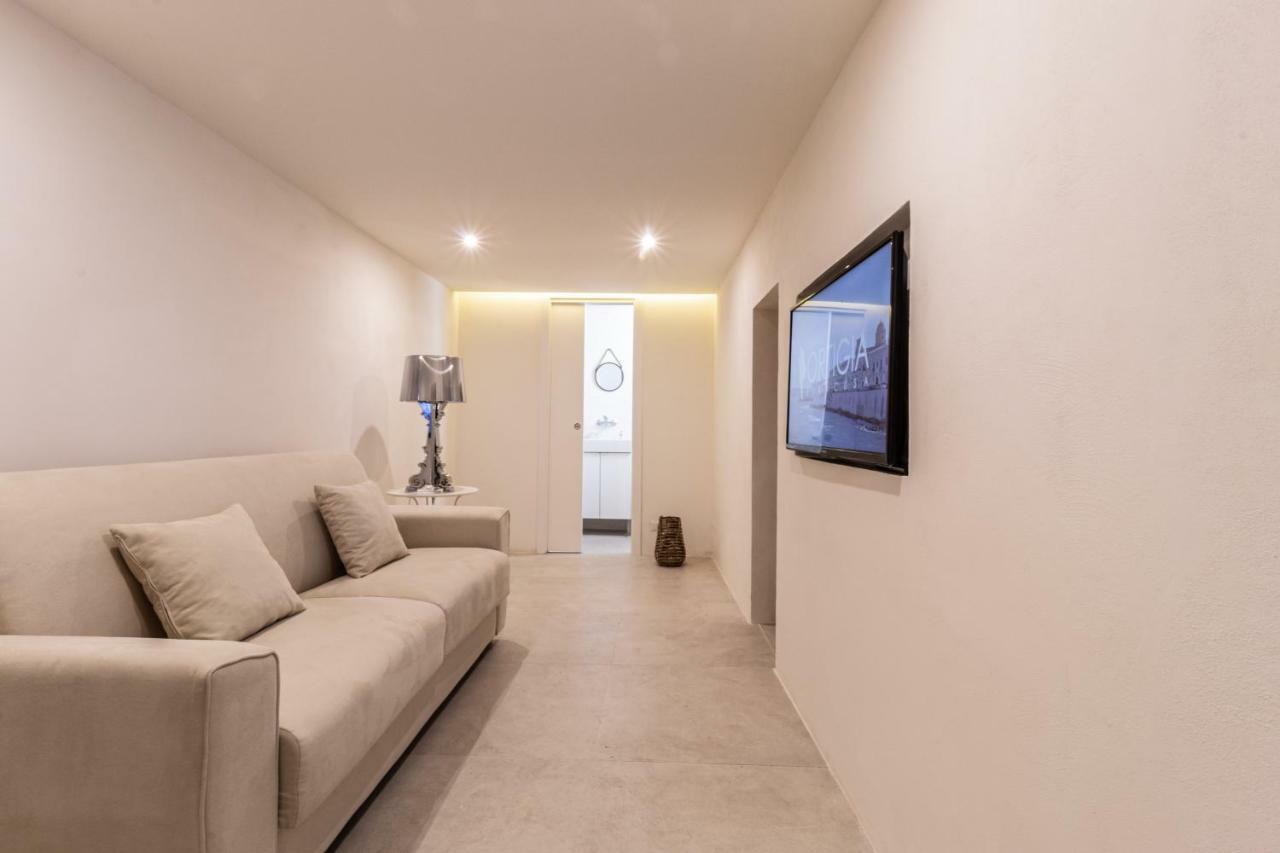 シラクーサ La Palazzataヴィラ エクステリア 写真